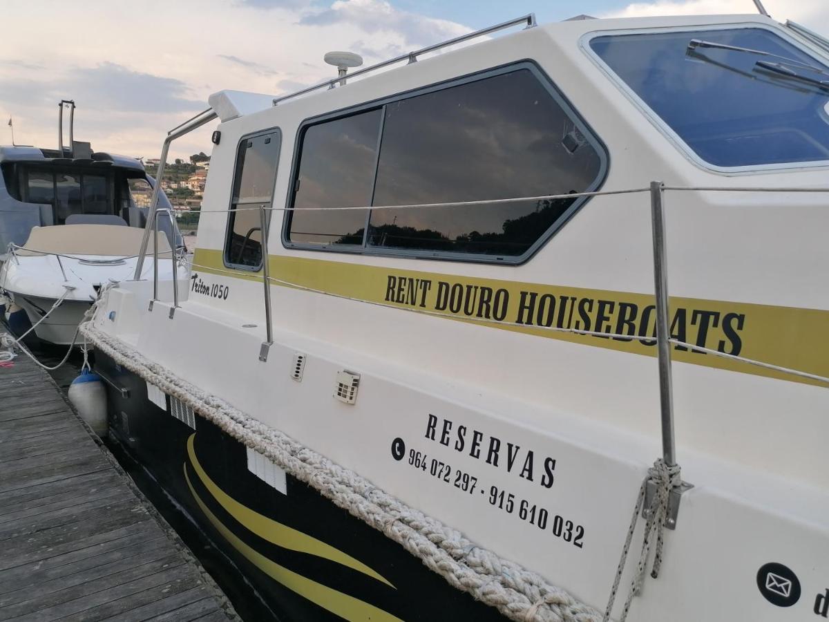 Отель Douro Houseboats Марку-ди-Канавезиш Экстерьер фото
