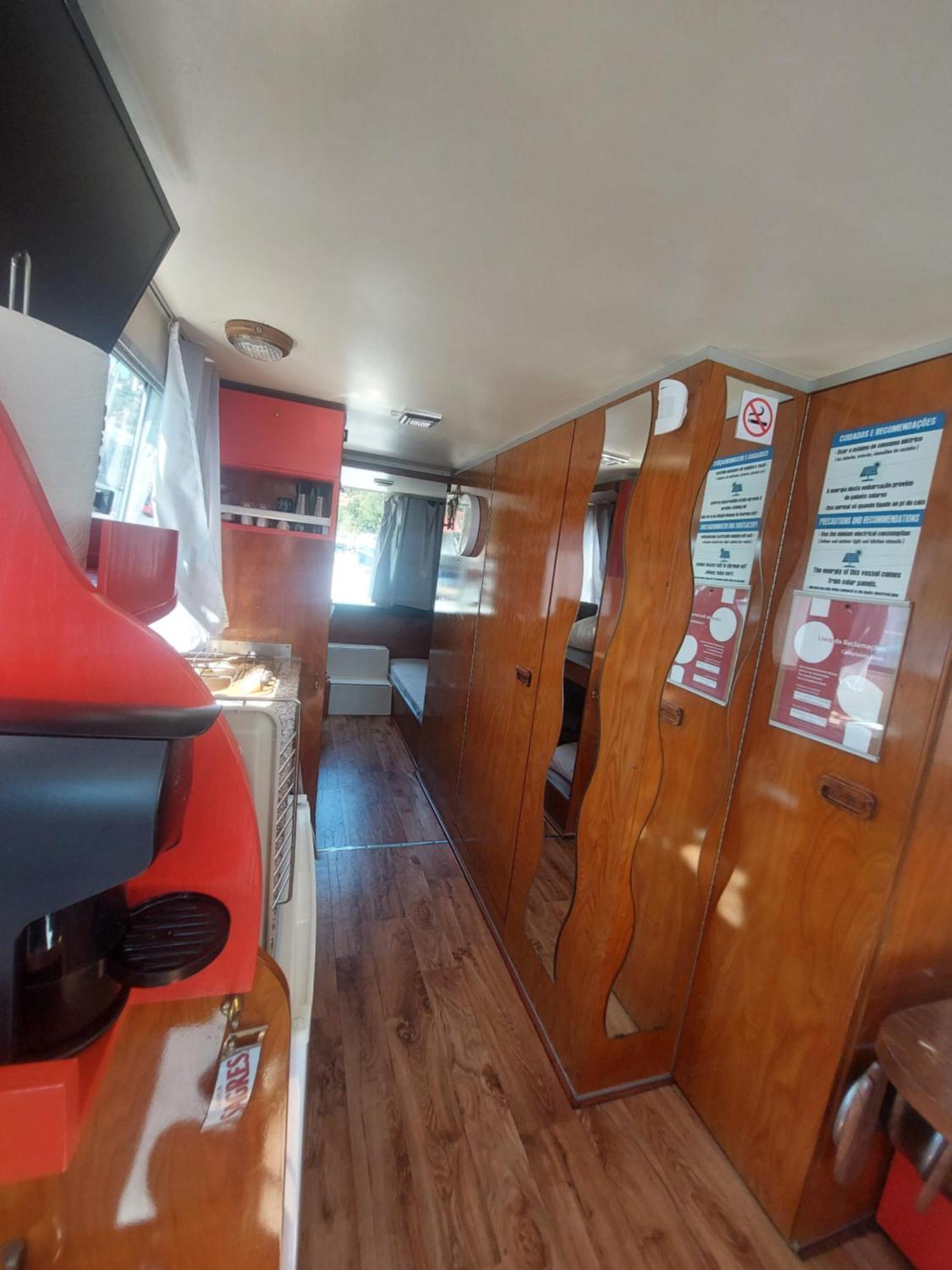 Отель Douro Houseboats Марку-ди-Канавезиш Экстерьер фото