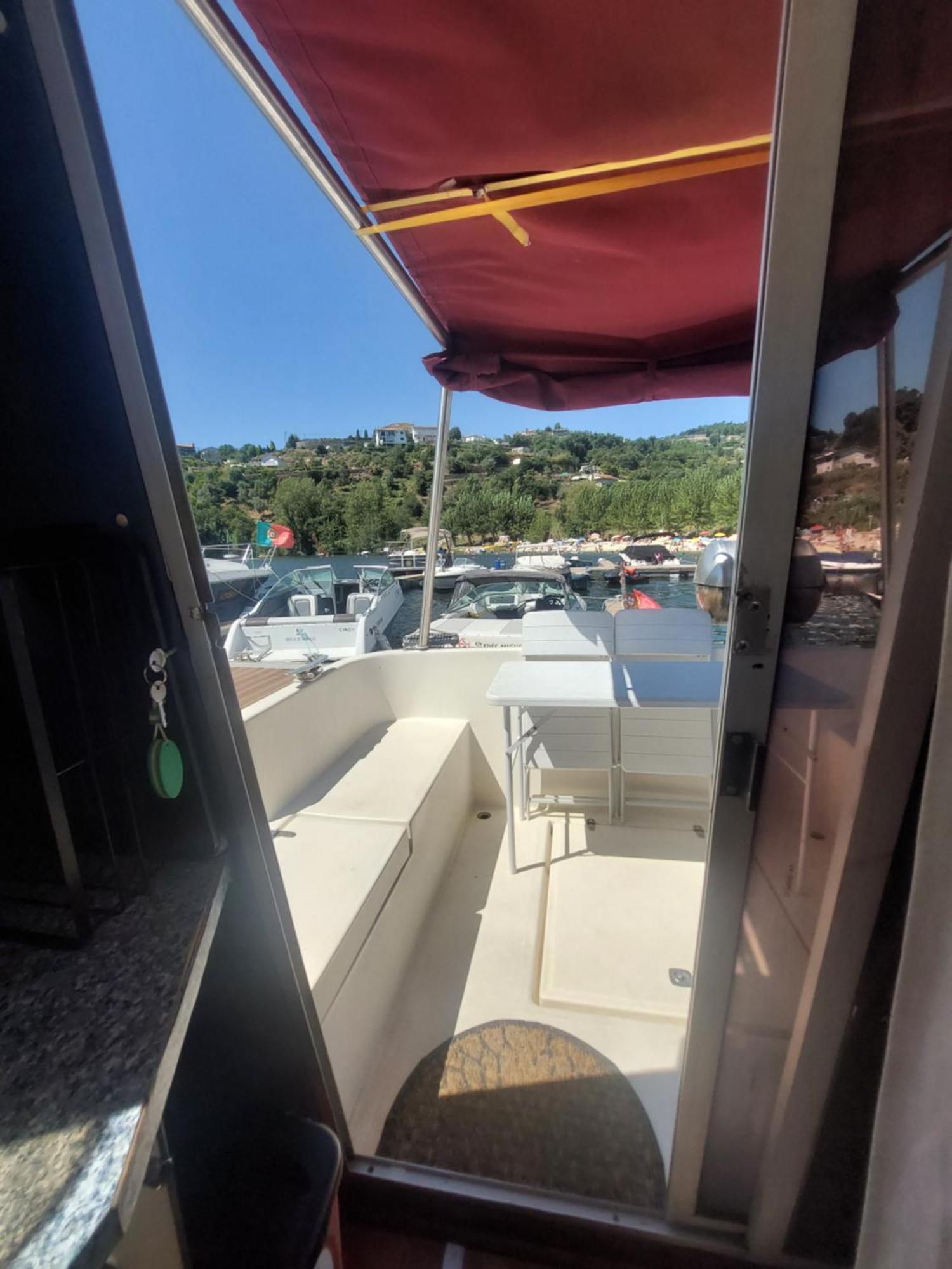Отель Douro Houseboats Марку-ди-Канавезиш Экстерьер фото